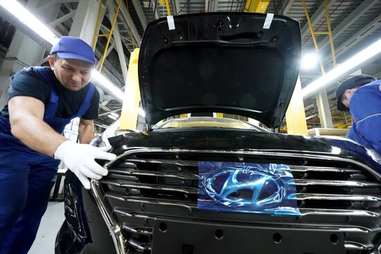 Hyundai Sonata car production in Kaliningrad