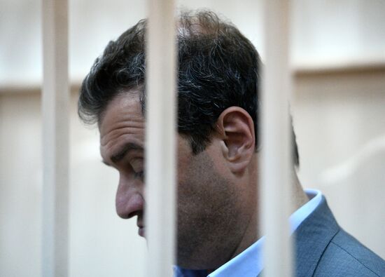Consideration of motion on arrest of Grigory Pirumov and Nikita Kolesnikov