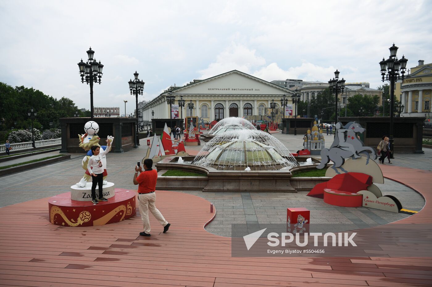 Decorating Moscow for 2018 FIFA World Cup