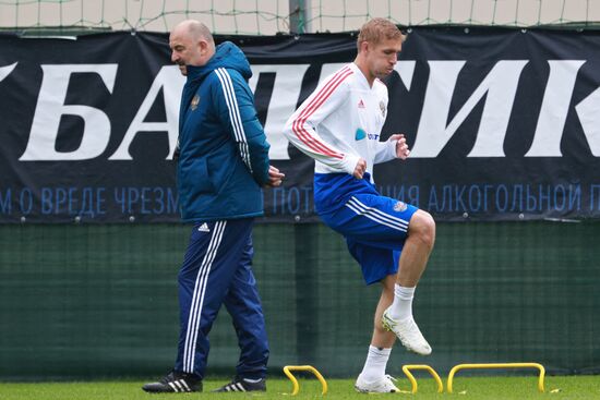 Football. Russian national team's training session