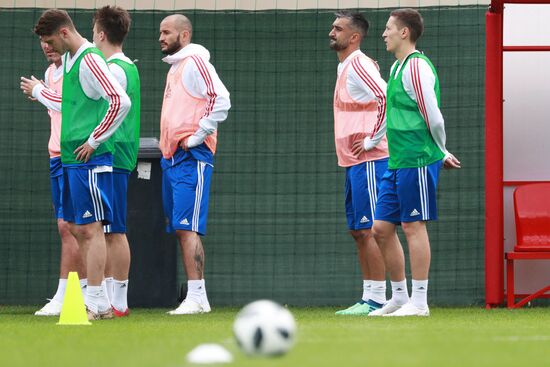 Football. Russian national team's training session