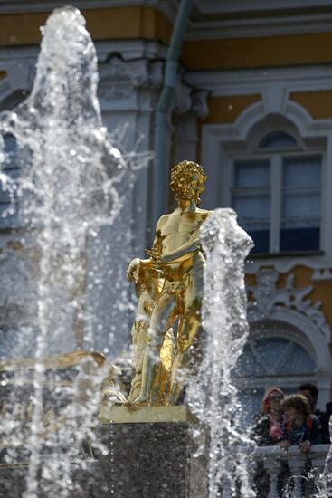 Spring festival of fountains in St. Petersburg