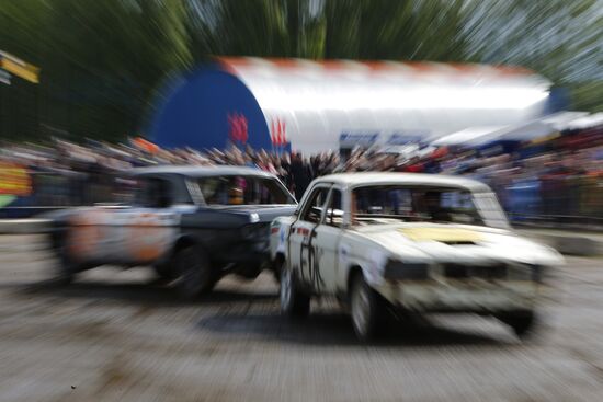 Rise of the Machines demolition derby in Yaroslavl Region
