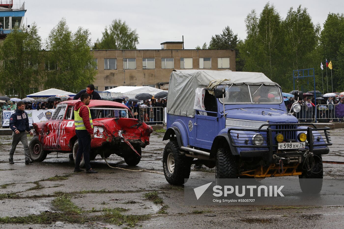 Rise of the Machines demolition derby in Yaroslavl Region