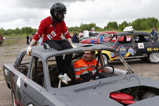 Rise of the Machines demolition derby in Yaroslavl Region