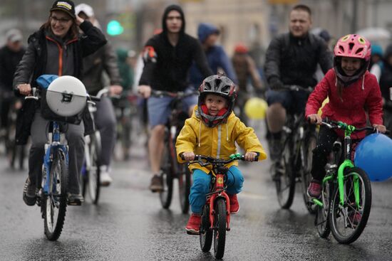Moscow Bicycle Parade 2018