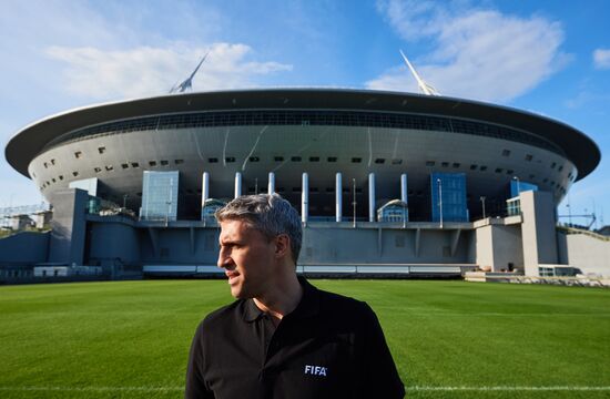 Hernan Crespo visits St. Petersburg Stadium