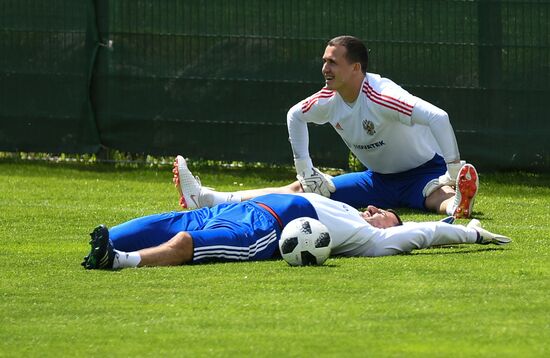 Football. National team's training camp