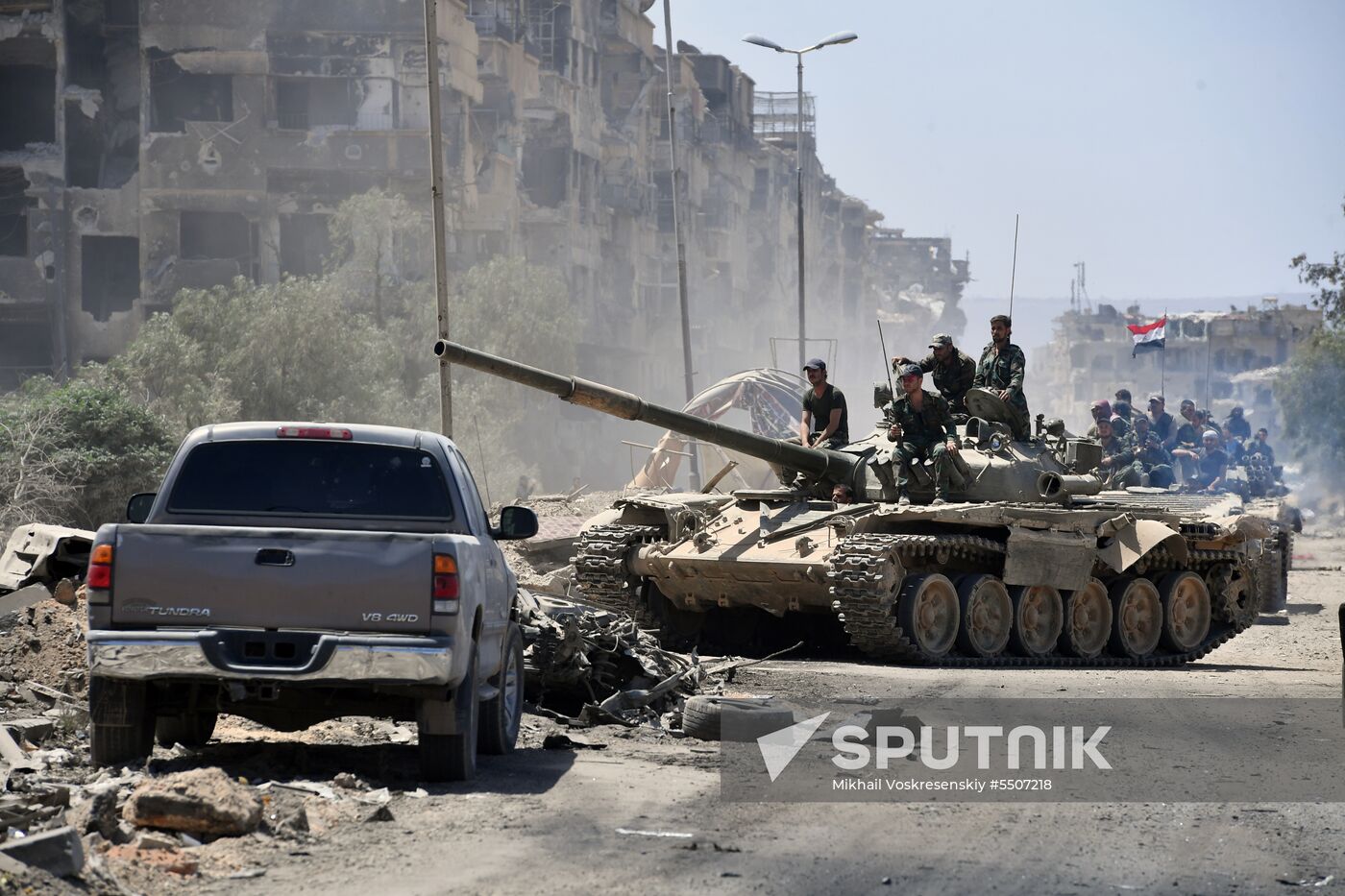 Syrian army frees Yarmouk Palestinian refugee camp in south of Damascus