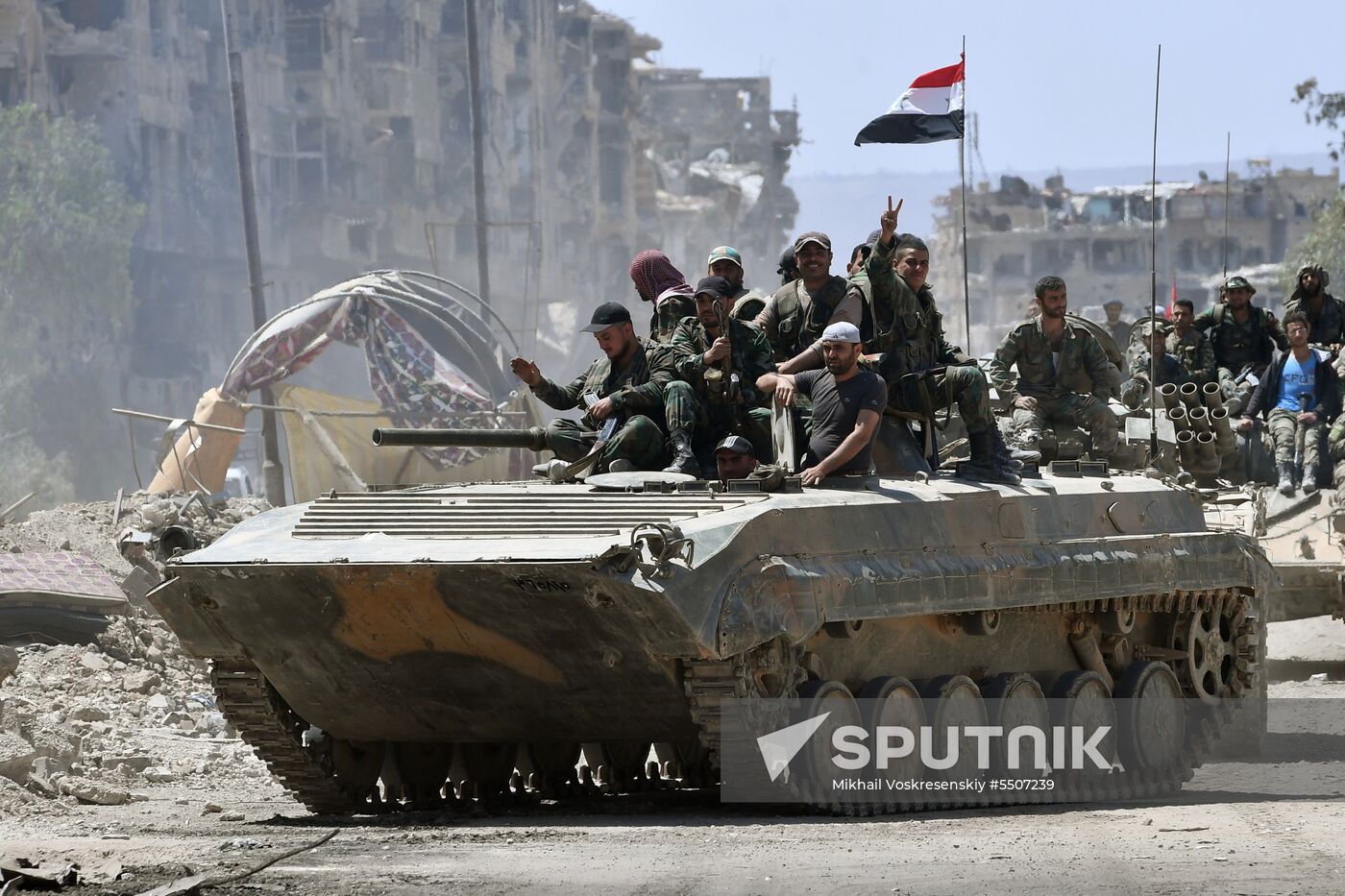 Syrian army frees Yarmouk Palestinian refugee camp in south of Damascus