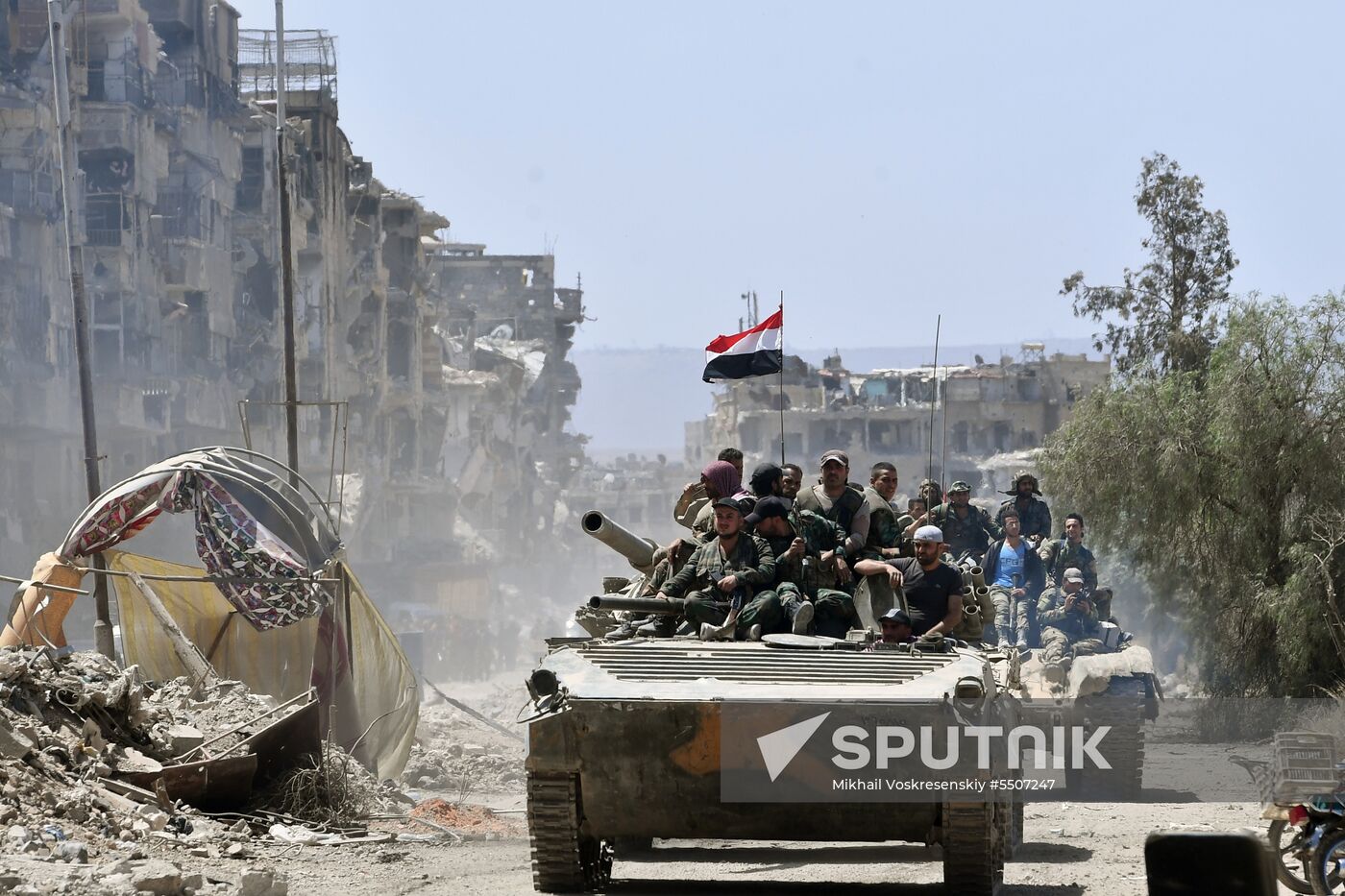 Syrian army frees Yarmouk Palestinian refugee camp in south of Damascus