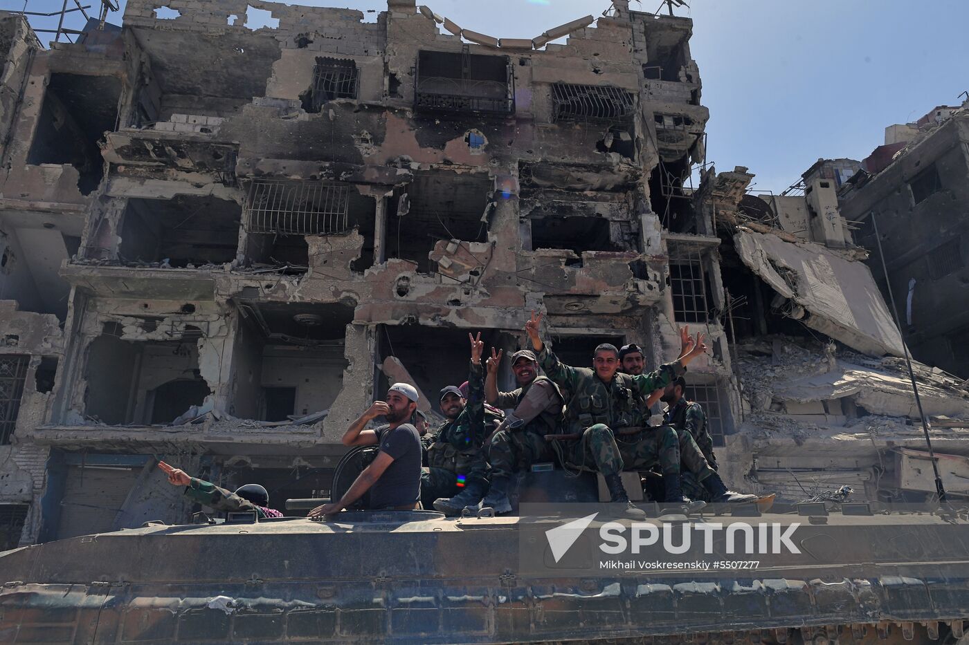 Syrian army frees Yarmouk Palestinian refugee camp in south of Damascus