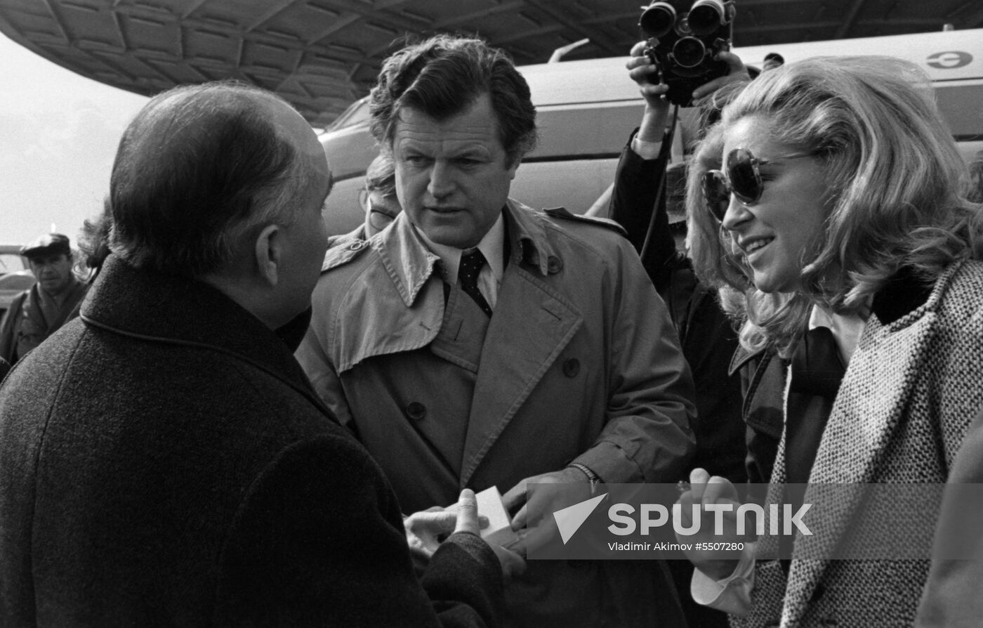 US Senator Edward Kenndy visits USSR