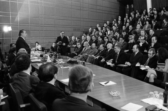 News conference marking 25th anniversary of COMECON