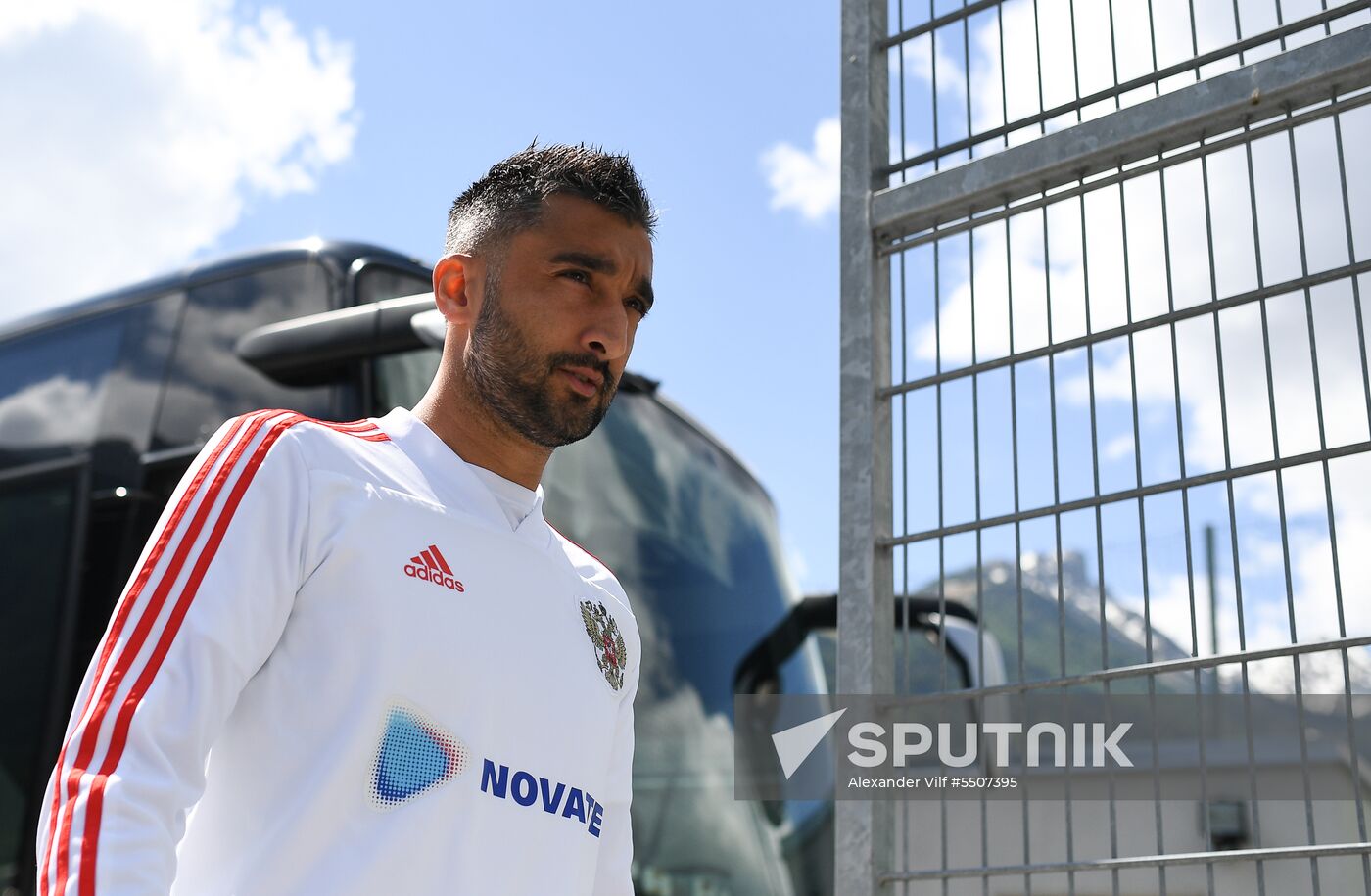 Football. National team's training camp