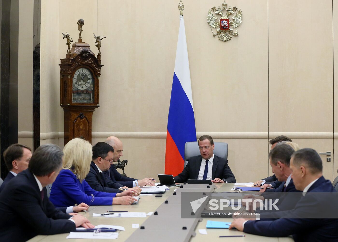 Prime Minister Dmitry Medvedev holds meeting with his deputies
