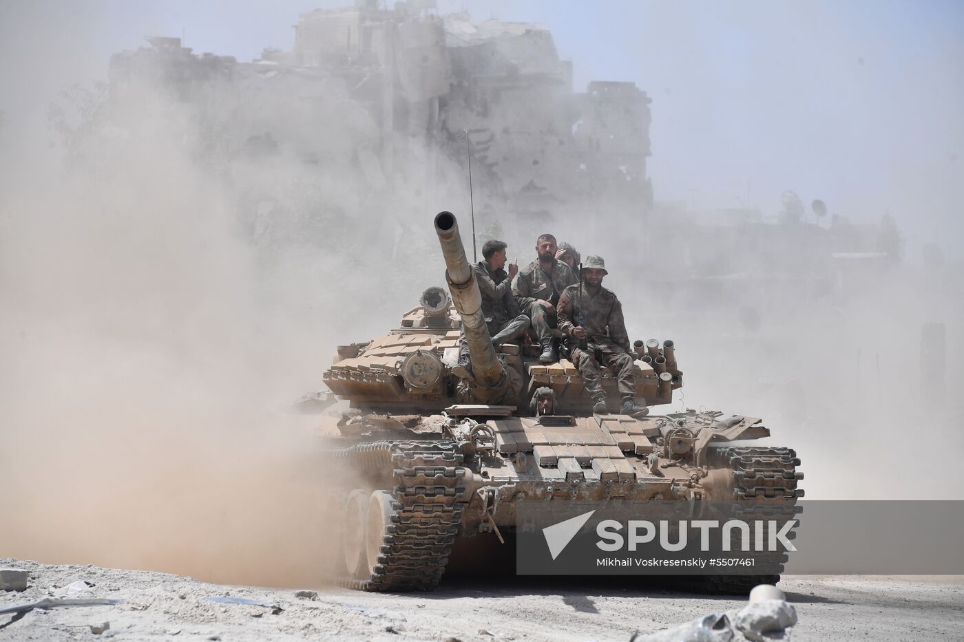 Syrian army frees Yarmouk Palestinian refugee camp in south of Damascus