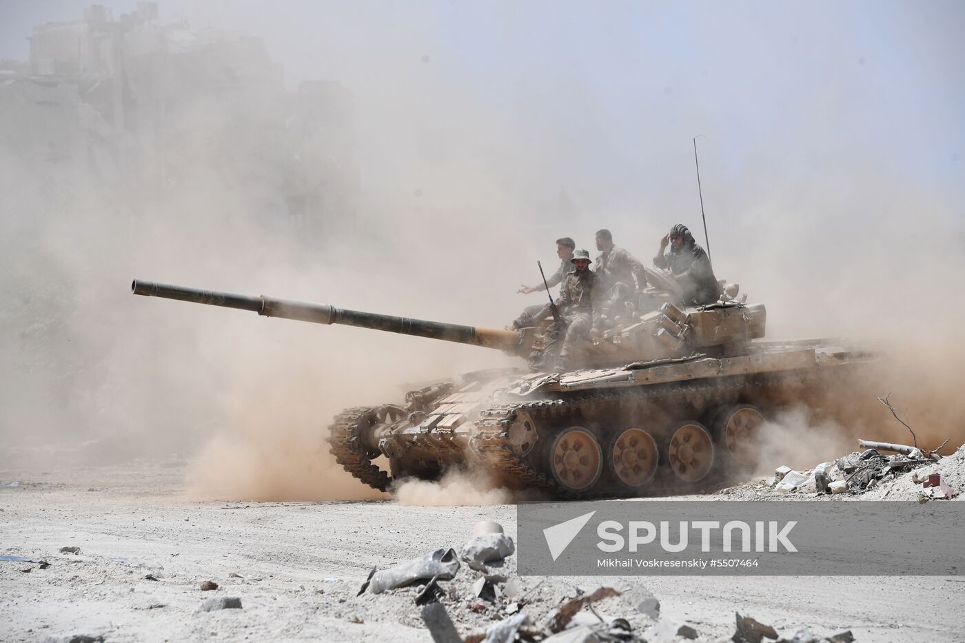 Syrian army frees Yarmouk Palestinian refugee camp in south of Damascus