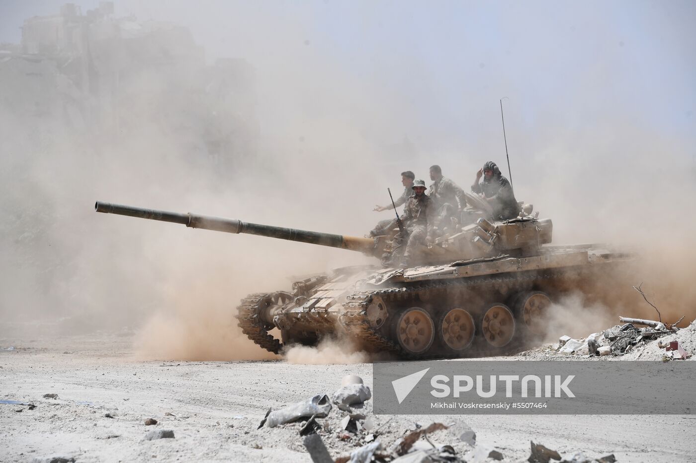 Syrian army frees Yarmouk Palestinian refugee camp in south of Damascus