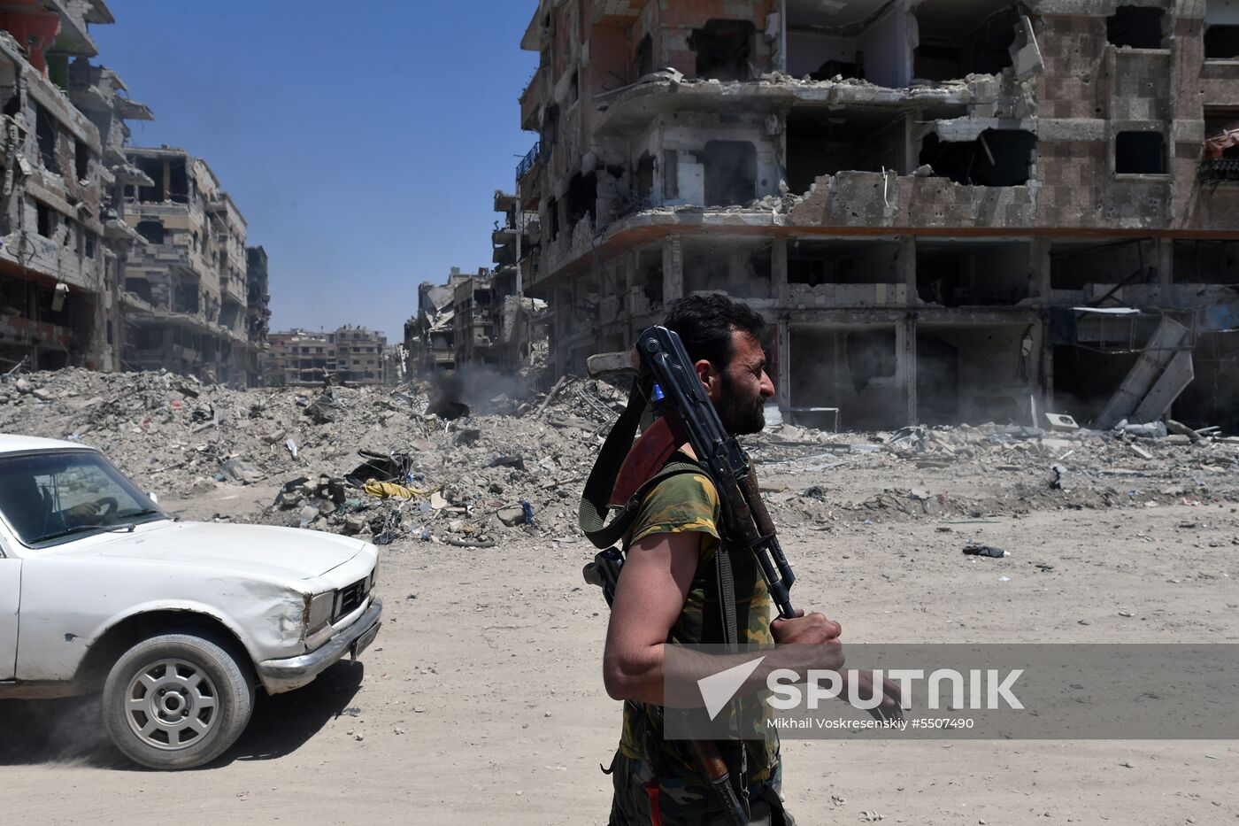 Syrian army frees Yarmouk Palestinian refugee camp in south of Damascus
