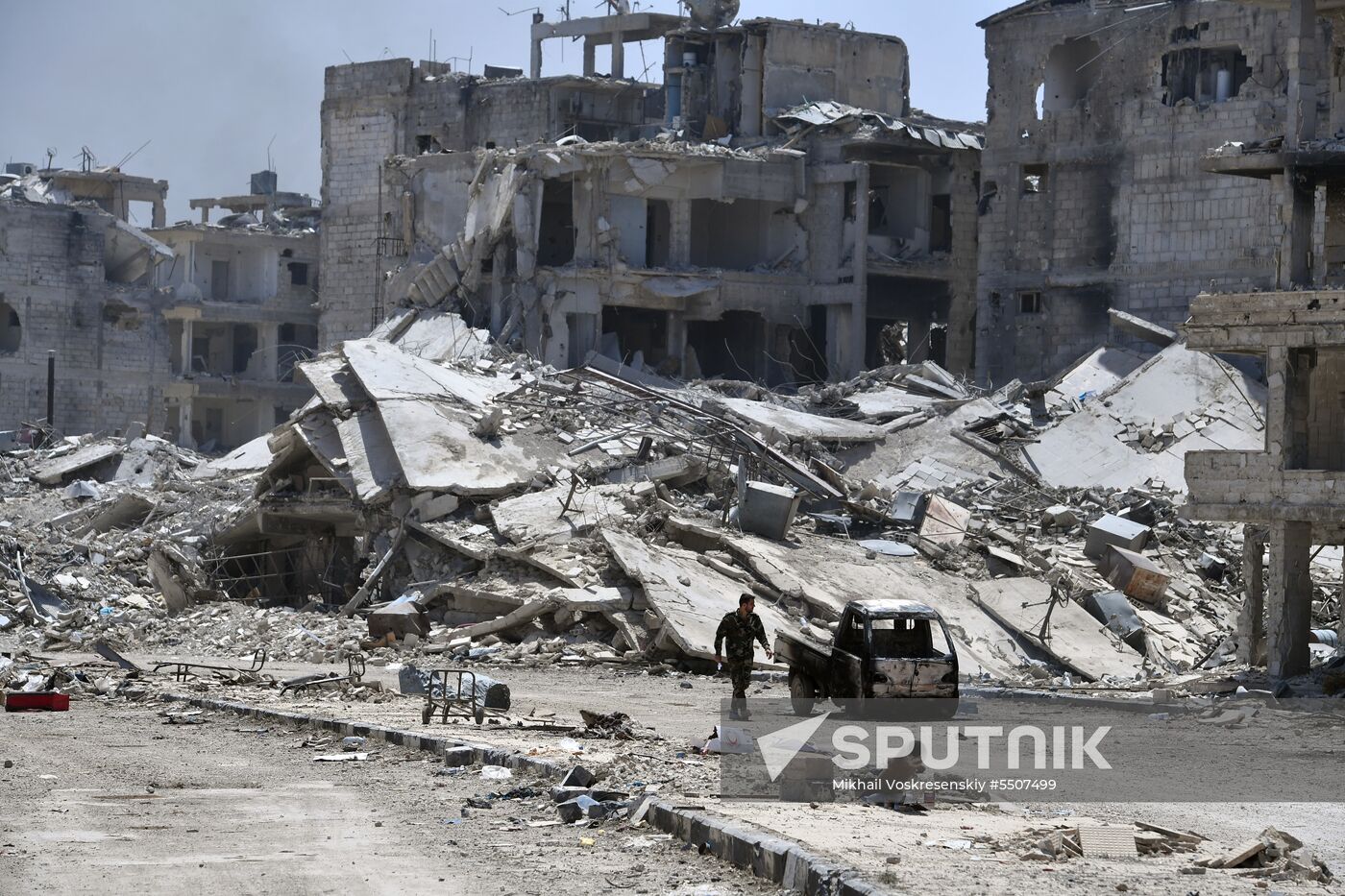 Syrian army frees Yarmouk Palestinian refugee camp in south of Damascus