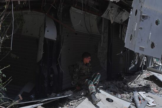 Syrian army frees Yarmouk Palestinian refugee camp in south of Damascus