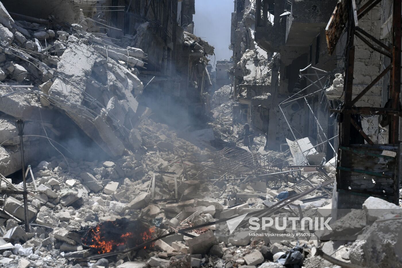 Syrian army frees Yarmouk Palestinian refugee camp in south of Damascus