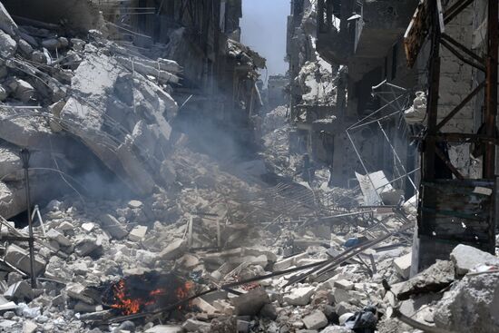 Syrian army frees Yarmouk Palestinian refugee camp in south of Damascus