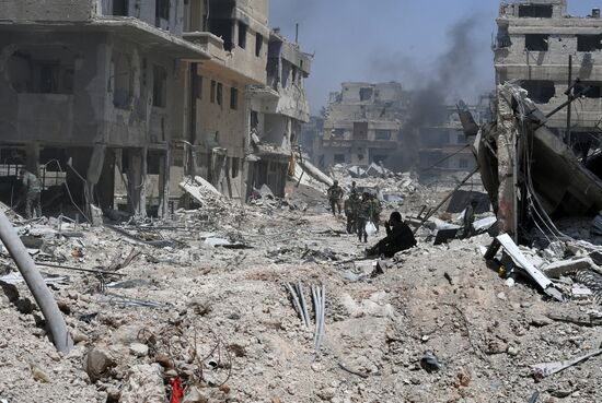 Syrian army frees Yarmouk Palestinian refugee camp in south of Damascus