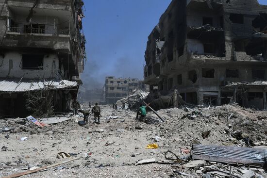 Syrian army frees Yarmouk Palestinian refugee camp in south of Damascus