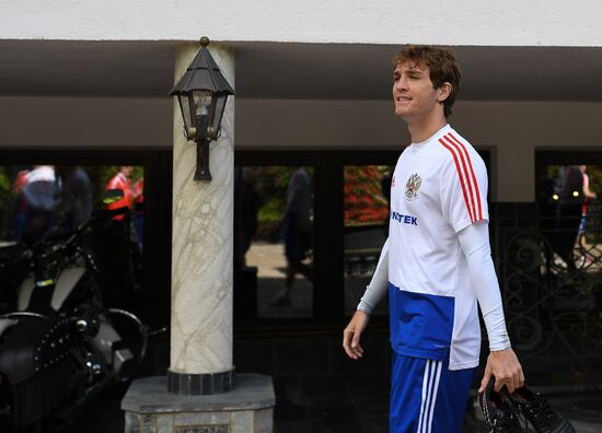 Football. National team's training camp