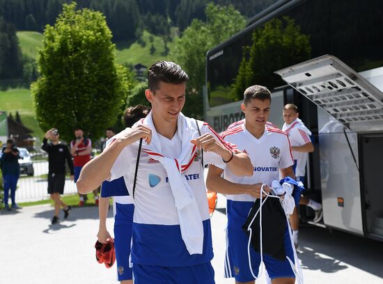 Football. National team's training camp
