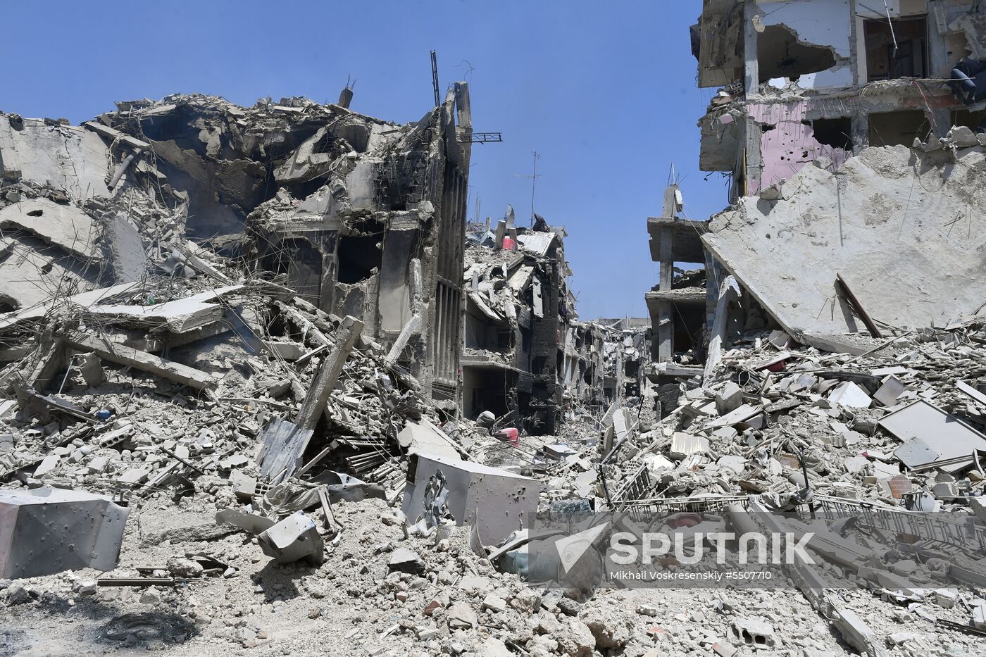Syrian army frees Yarmouk Palestinian refugee camp in south of Damascus