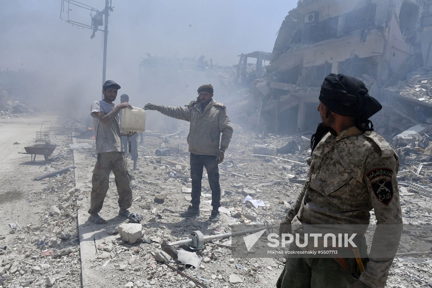 Syrian army frees Yarmouk Palestinian refugee camp in south of Damascus