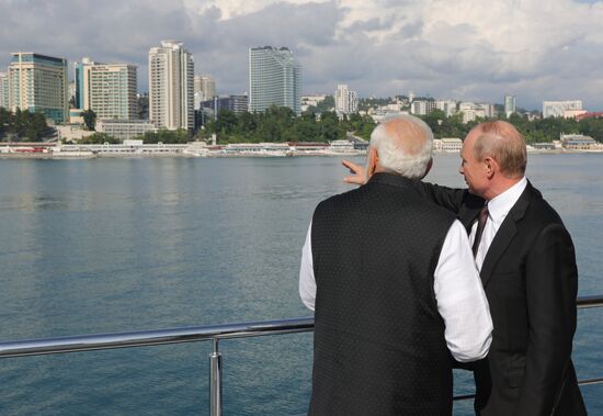 President Vladimir Putin meets with Indian Prime Minister Narendra Modi
