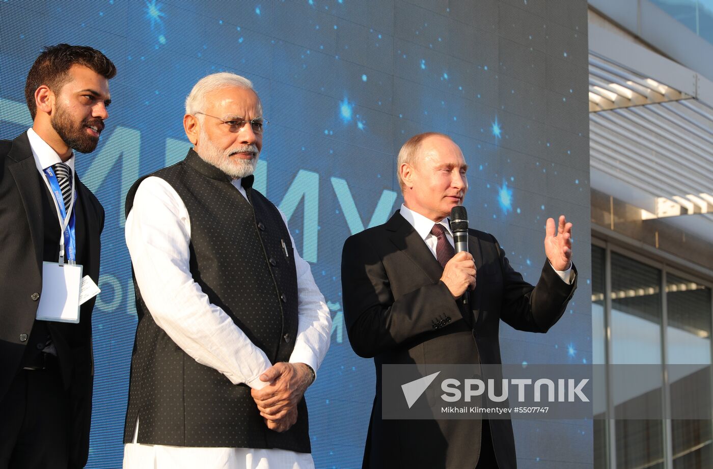 President Vladimir Putin meets with Indian Prime Minister Narendra Modi