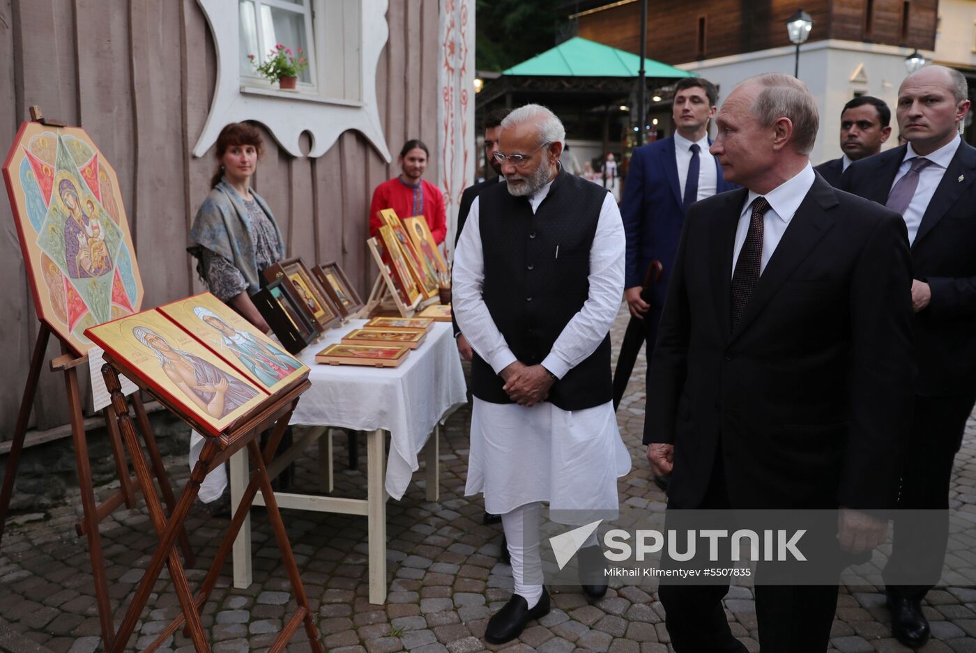 President Vladimir Putin meets with Indian Prime Minister Narendra Modi
