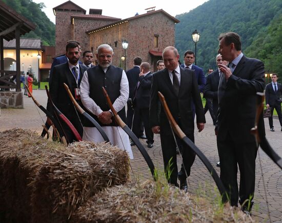 President Vladimir Putin meets with Indian Prime Minister Narendra Modi