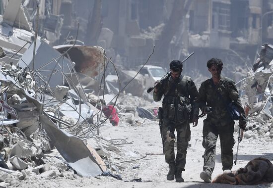 Syrian army frees Yarmouk Palestinian refugee camp in south of Damascus