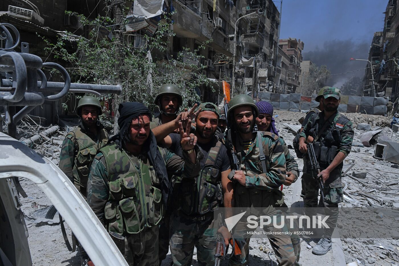 Syrian army frees Yarmouk Palestinian refugee camp in south of Damascus