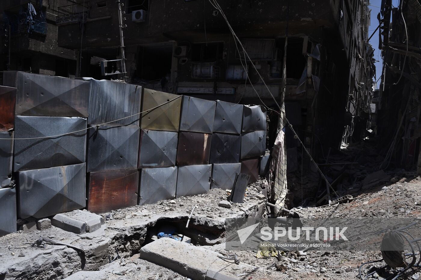 Syrian army frees Yarmouk Palestinian refugee camp in south of Damascus