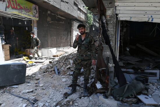 Syrian army frees Yarmouk Palestinian refugee camp in south of Damascus