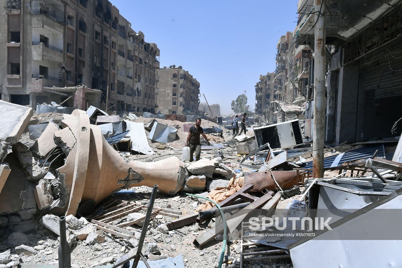 Syrian army frees Yarmouk Palestinian refugee camp in south of Damascus