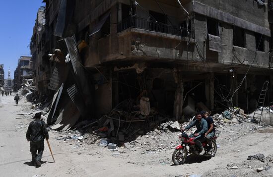 Syrian army frees Yarmouk Palestinian refugee camp in south of Damascus