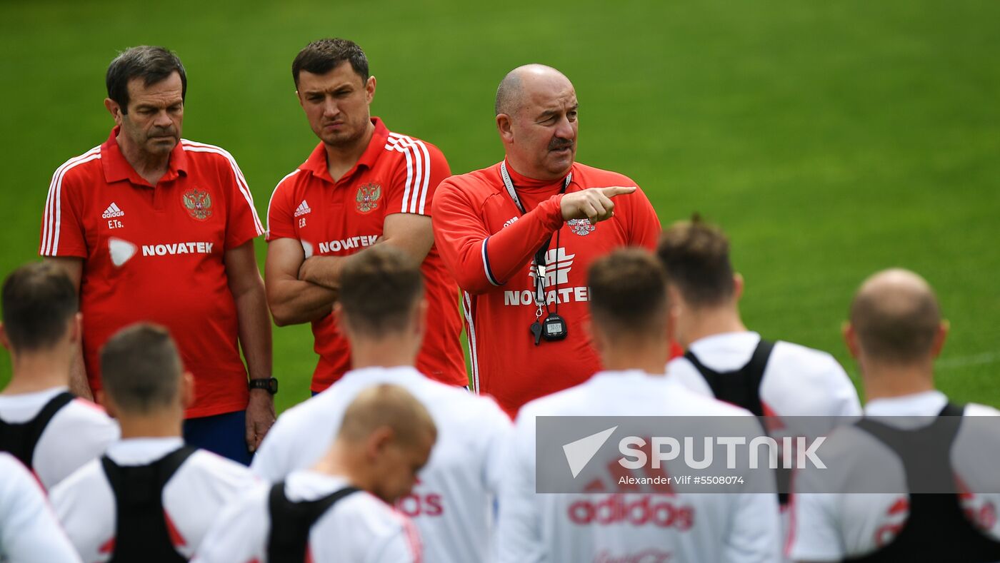 Football. National team training session
