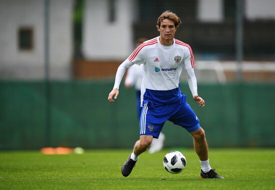 Football. National team training session