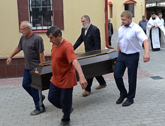 Farewell to killed parishioner of Archangel Mikhail's Church in Grozny