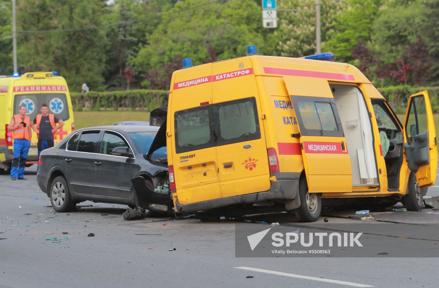 Car accident on Kutuzovsky Prospekt in Moscow