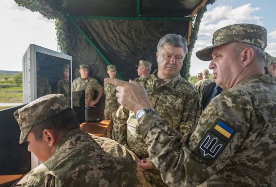 Javelin anti-tank missiles tested in Ukraine