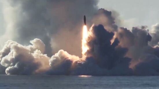 Four Bulava ballistic missiles launched at Kura training ground from submarine cruiser Yury Dolgoruky